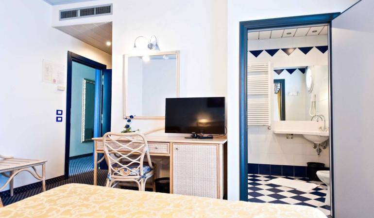 hotels-elcid-campeador fr clone-juin-entre-soleil-et-detente-dans-un-appartement 011